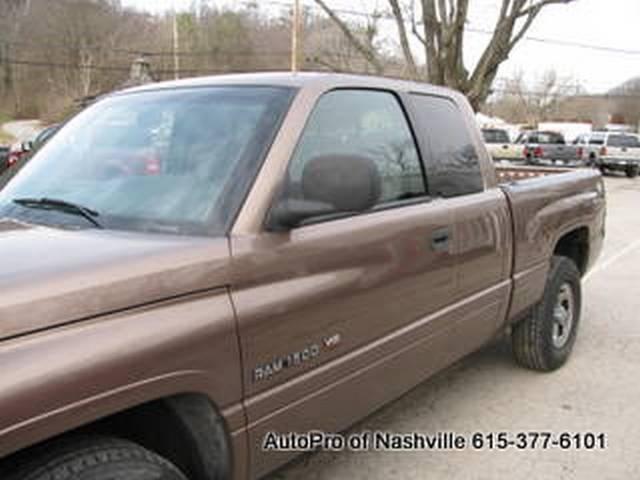 Dodge Ram 1500 SLT Pickup