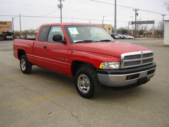 Dodge Ram 1500 2001 photo 2