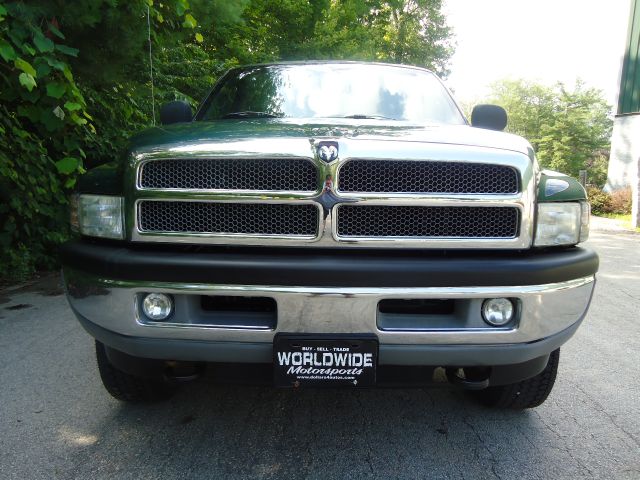 Dodge Ram 1500 Sport 2D Utility Pickup Truck