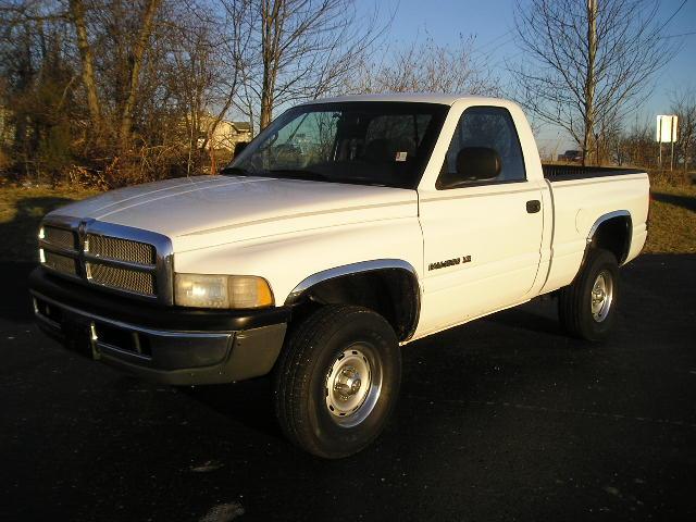 Dodge Ram 1500 2001 photo 1