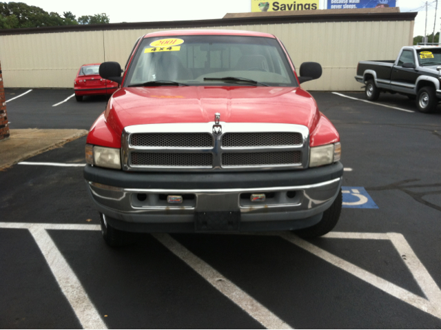 Dodge Ram 1500 2001 photo 2
