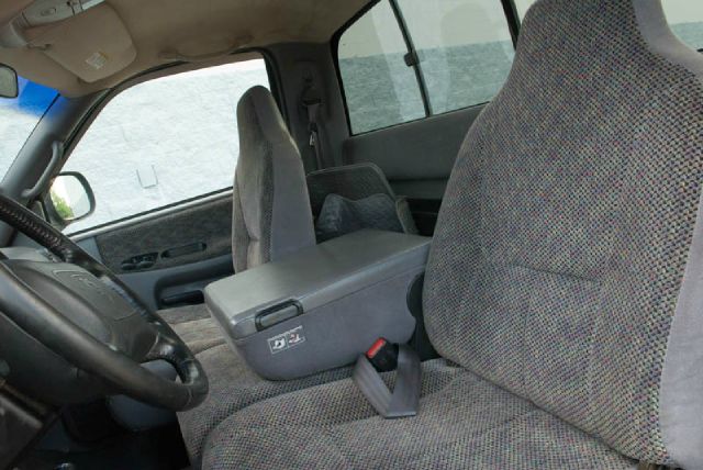 Dodge Ram 1500 2001 photo 10