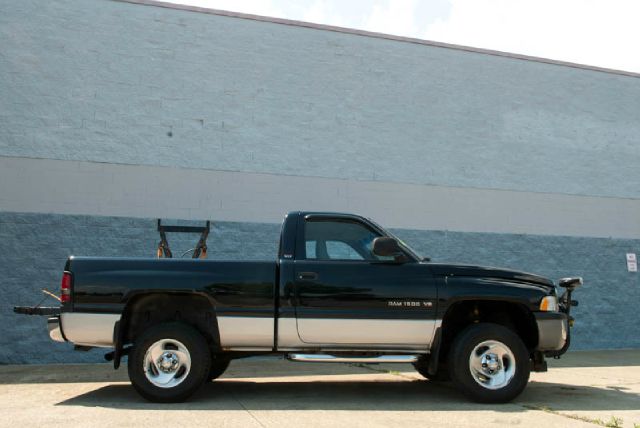 Dodge Ram 1500 2001 photo 35