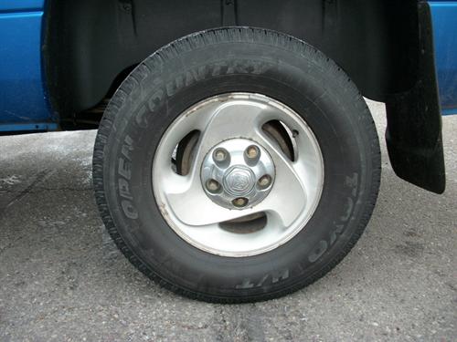 Dodge Ram 1500 2001 photo 2