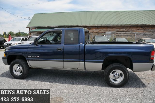 Dodge Ram 1500 2001 photo 2