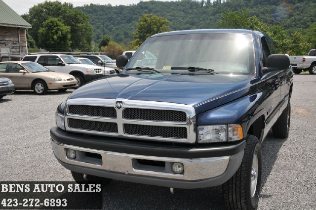 Dodge Ram 1500 2001 photo 3