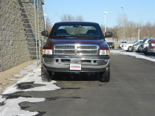 Dodge Ram 1500 2001 photo 3
