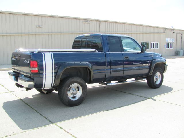 Dodge Ram 1500 2001 photo 3