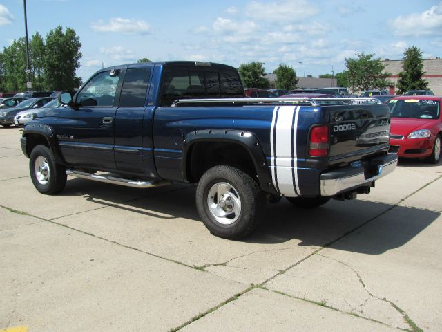 Dodge Ram 1500 2001 photo 4
