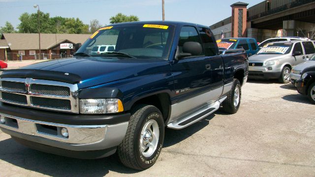 Dodge Ram 1500 2001 photo 3