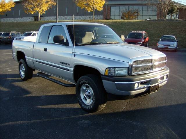 Dodge Ram 1500 2001 photo 5