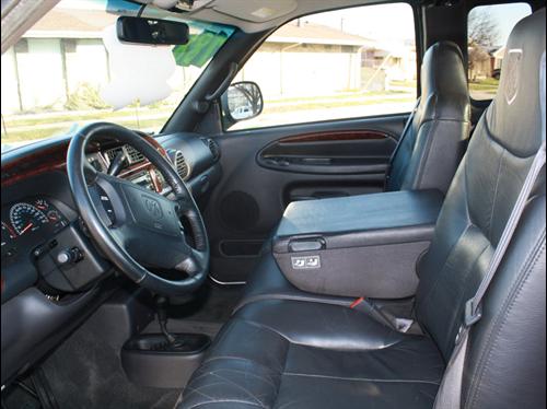 Dodge Ram 1500 2001 photo 3