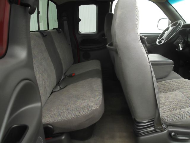 Dodge Ram 1500 2001 photo 15