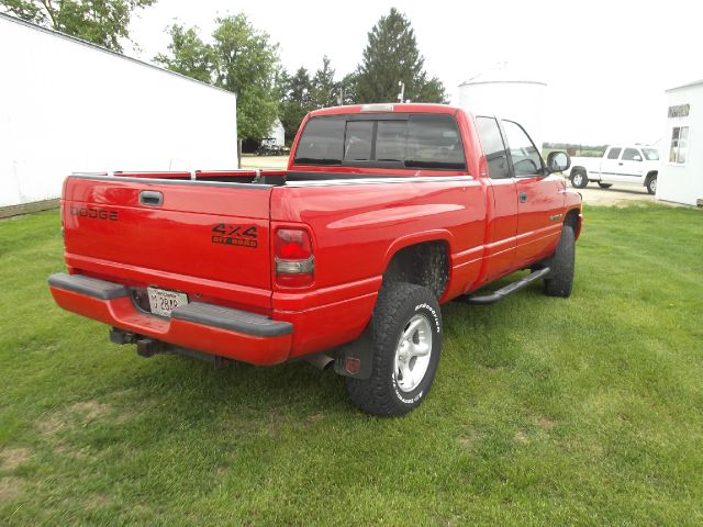 Dodge Ram 1500 2001 photo 17