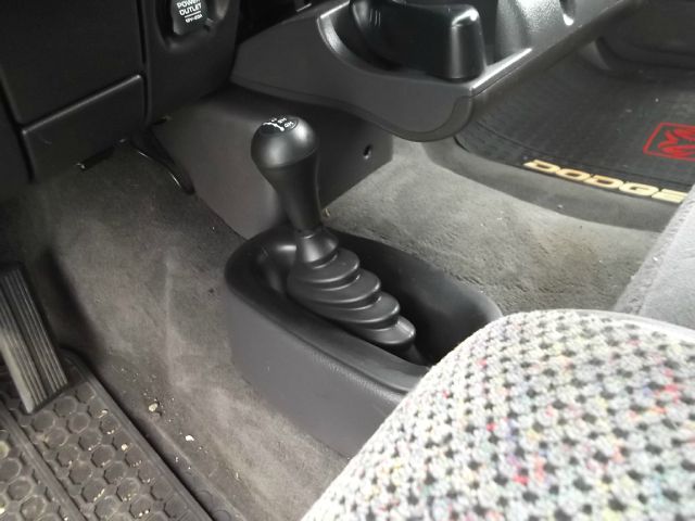 Dodge Ram 1500 2001 photo 2