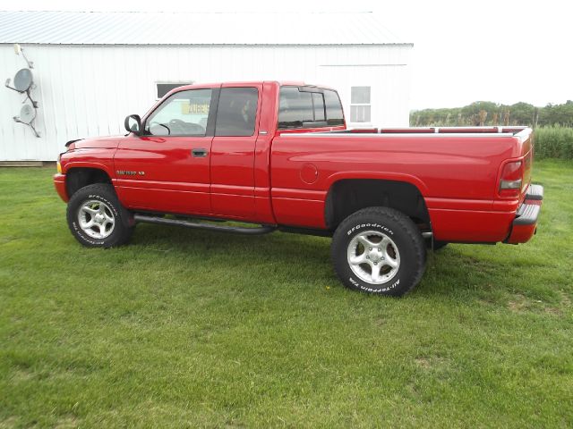Dodge Ram 1500 2001 photo 3