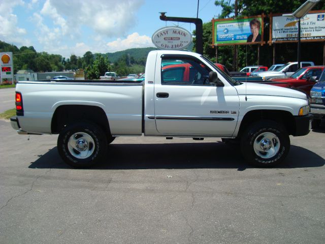 Dodge Ram 1500 2001 photo 1