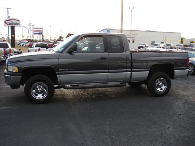 Dodge Ram 1500 2001 photo 1