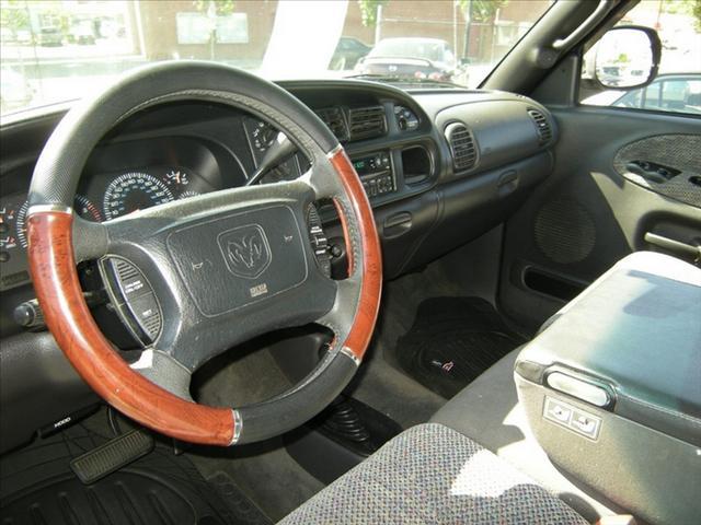 Dodge Ram 1500 2001 photo 3