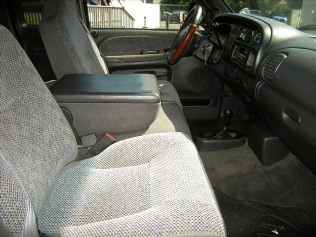 Dodge Ram 1500 2001 photo 4