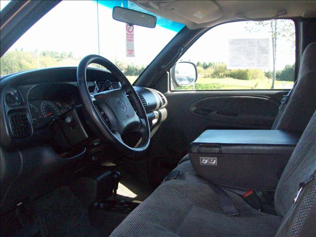 Dodge Ram 1500 2001 photo 3