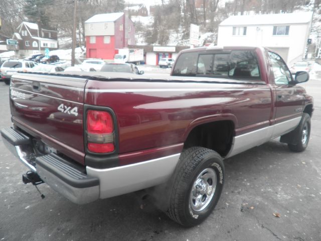 Dodge Ram 1500 2001 photo 2