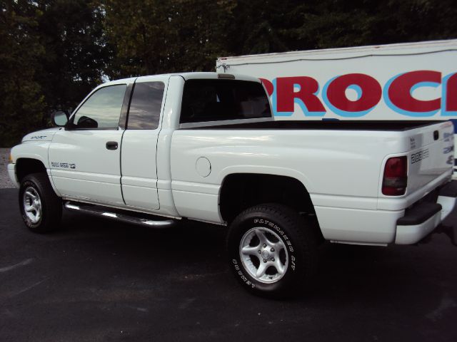 Dodge Ram 1500 2001 photo 1