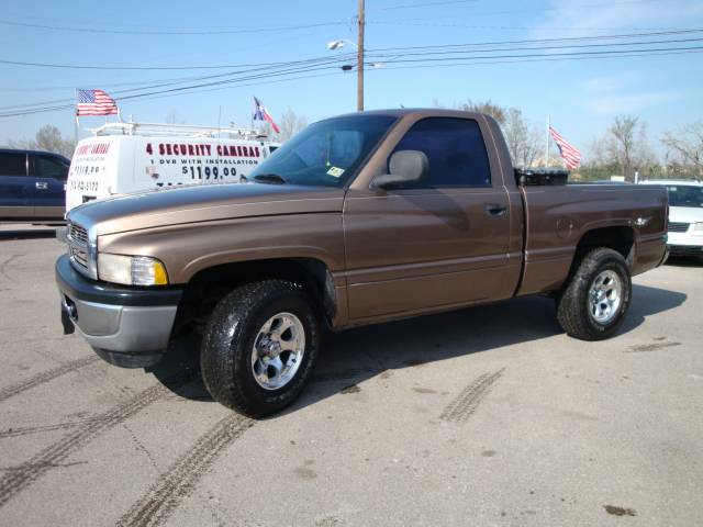 Dodge Ram 1500 2001 photo 1