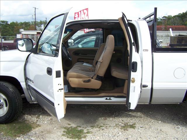 Dodge Ram 1500 2001 photo 3