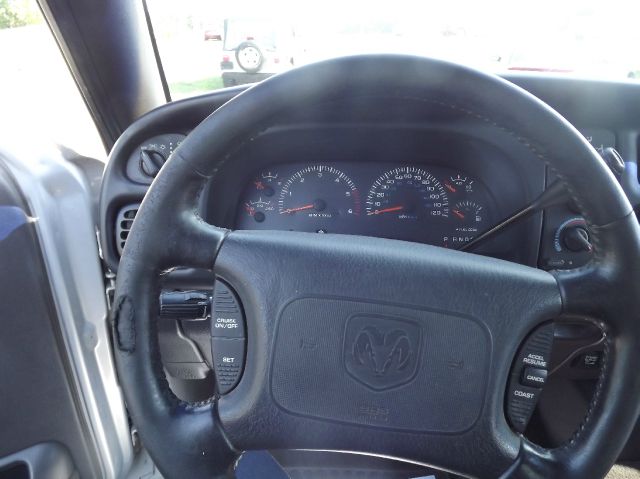 Dodge Ram 1500 2001 photo 1