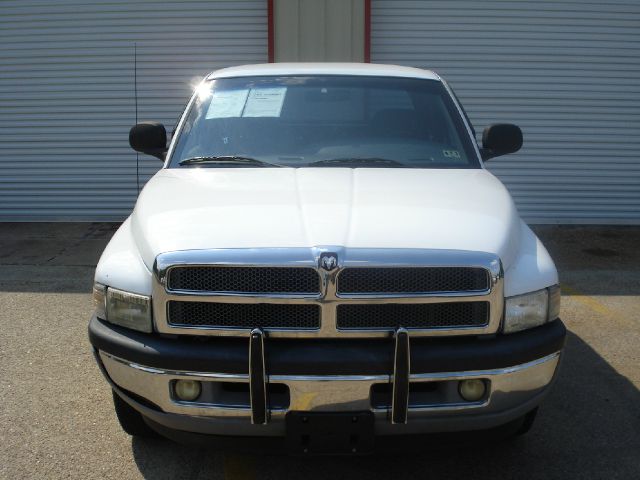 Dodge Ram 1500 1500 LT Crew Cab 4WD Pickup Truck