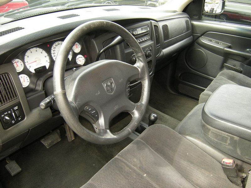 Dodge Ram 1500 2002 photo 4