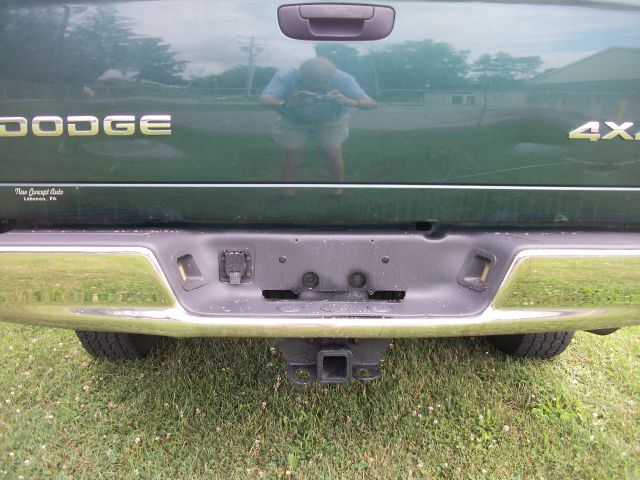 Dodge Ram 1500 Reg Cab 135 WB HD 4WD Pickup Truck