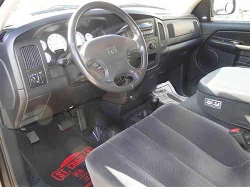 Dodge Ram 1500 2002 photo 2