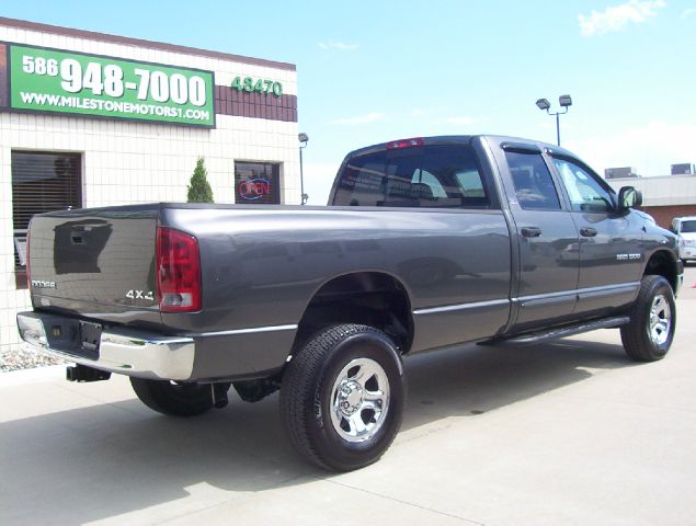Dodge Ram 1500 2002 photo 2