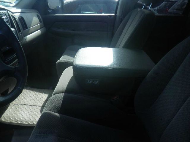 Dodge Ram 1500 Ext WT Pickup Truck