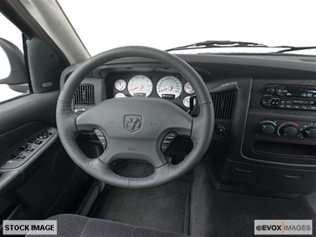 Dodge Ram 1500 2002 photo 4