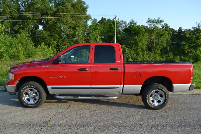 Dodge Ram 1500 Ext WT Pickup Truck