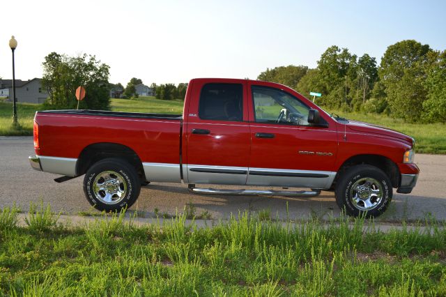 Dodge Ram 1500 2002 photo 2