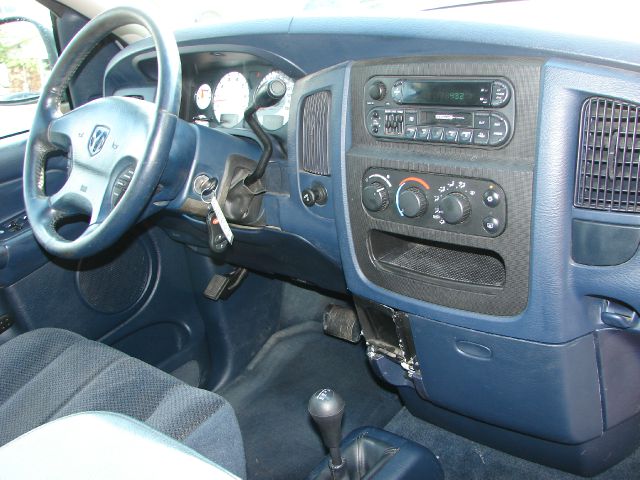 Dodge Ram 1500 2002 photo 1