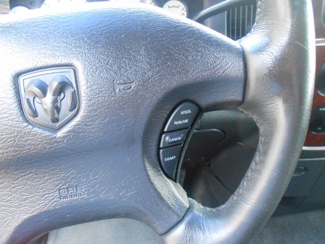 Dodge Ram 1500 2002 photo 19