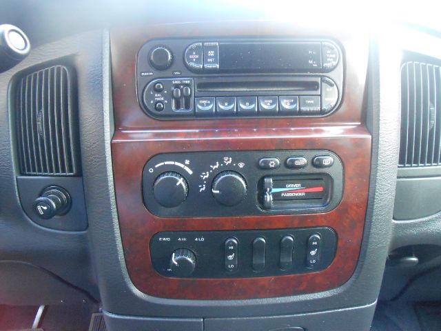 Dodge Ram 1500 2002 photo 21