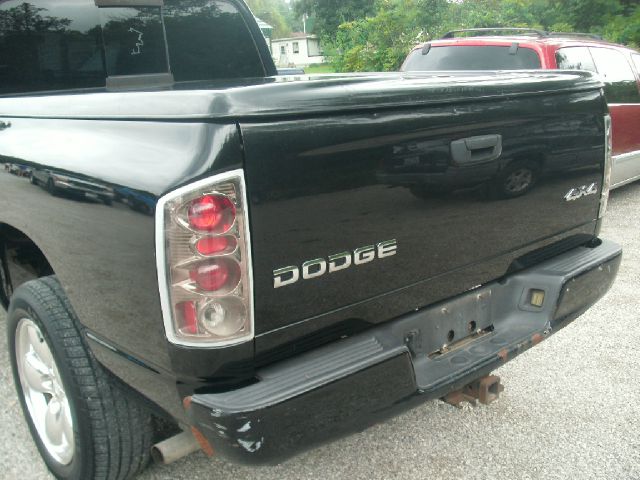Dodge Ram 1500 EX W/ Leather And DVD Pickup Truck