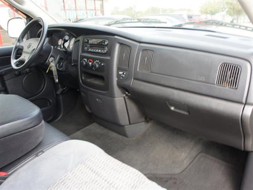 Dodge Ram 1500 2002 photo 3