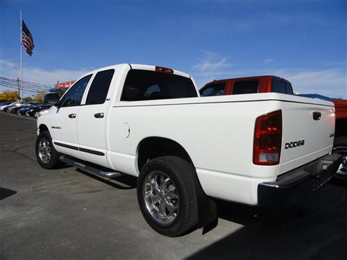 Dodge Ram 1500 2002 photo 2