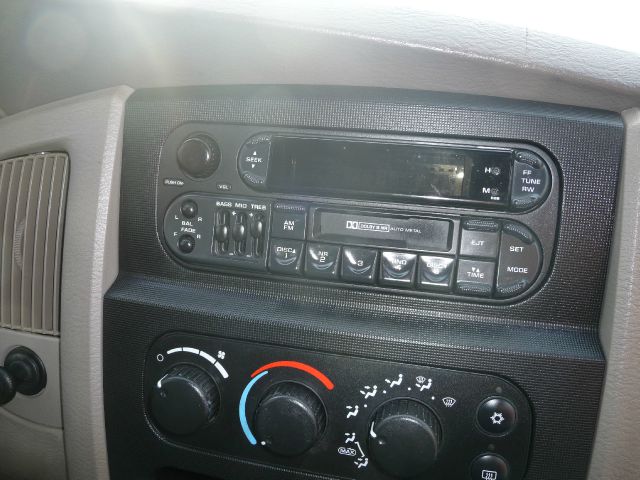 Dodge Ram 1500 2002 photo 4