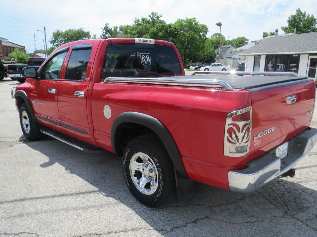 Dodge Ram 1500 Ext WT Pickup Truck