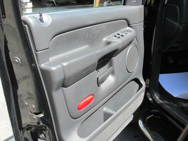 Dodge Ram 1500 2002 photo 3