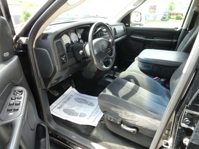 Dodge Ram 1500 2002 photo 2