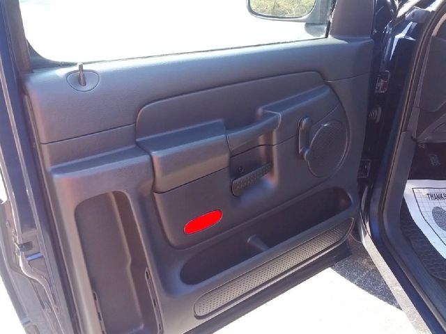 Dodge Ram 1500 4dr Touring Pickup Truck